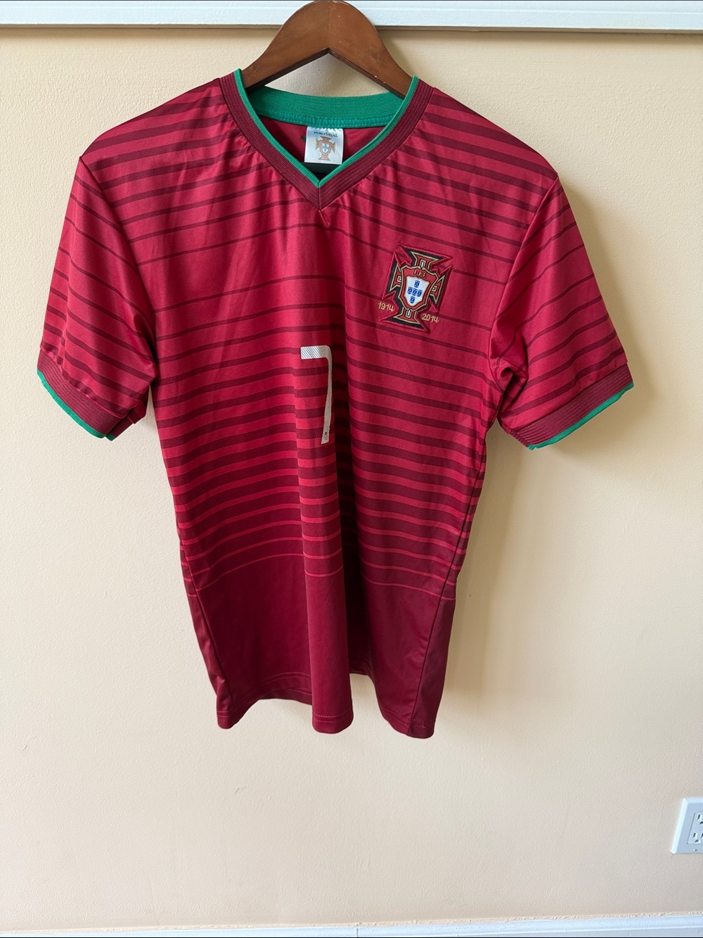 CR7 soccer jersey